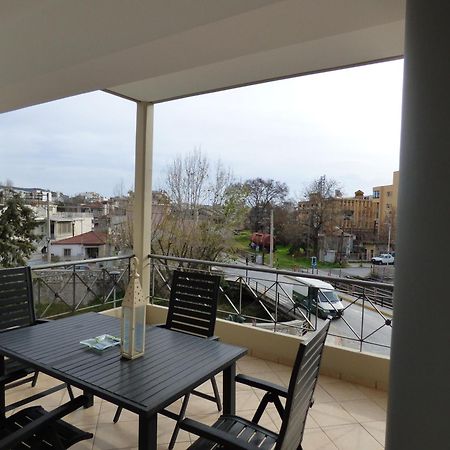 Old City View Apartment Volos Bagian luar foto