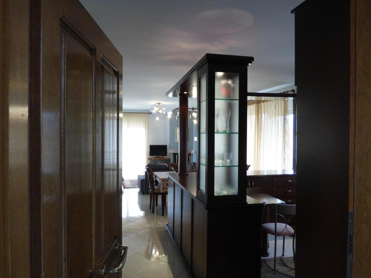Old City View Apartment Volos Bagian luar foto