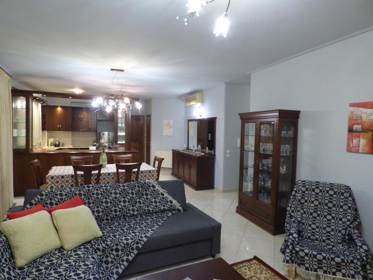Old City View Apartment Volos Bagian luar foto