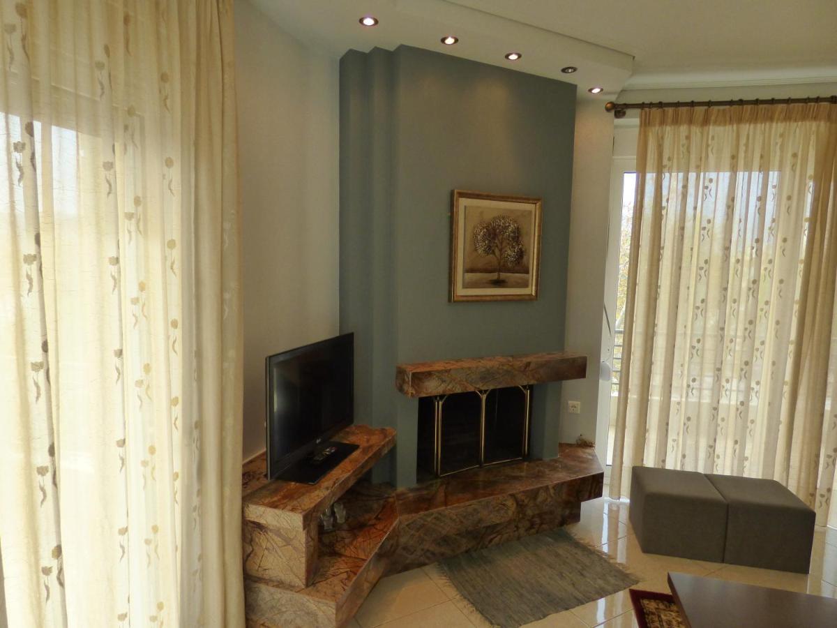 Old City View Apartment Volos Bagian luar foto